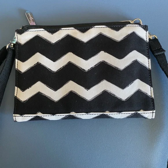 EUC, Crossbody street style clutch purse thirty one - Picture 2 of 4